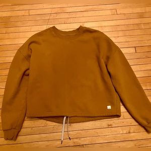 Vuori sweatshirt size medium loose fit